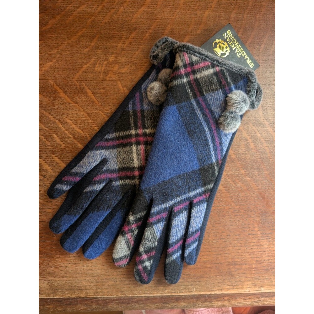 NWT Tartan Traditions Plaid Scottish Royal Gloves Fleece Lined Academia Pom Poms